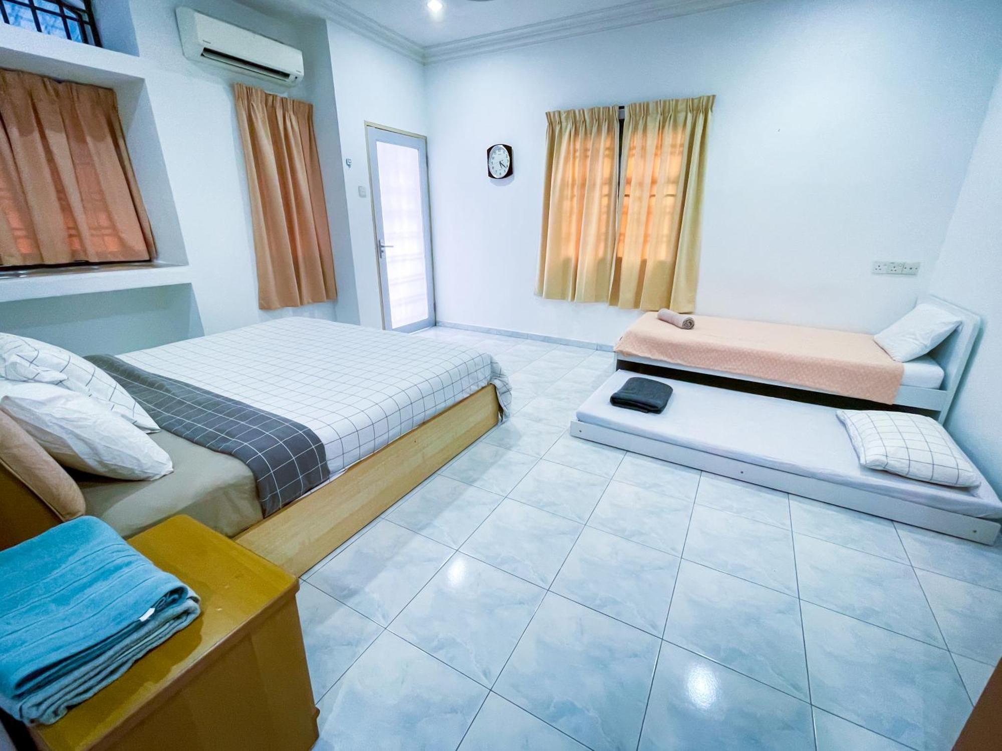 Tupai Mas Semi-D By Louis Villa Taiping Exterior foto